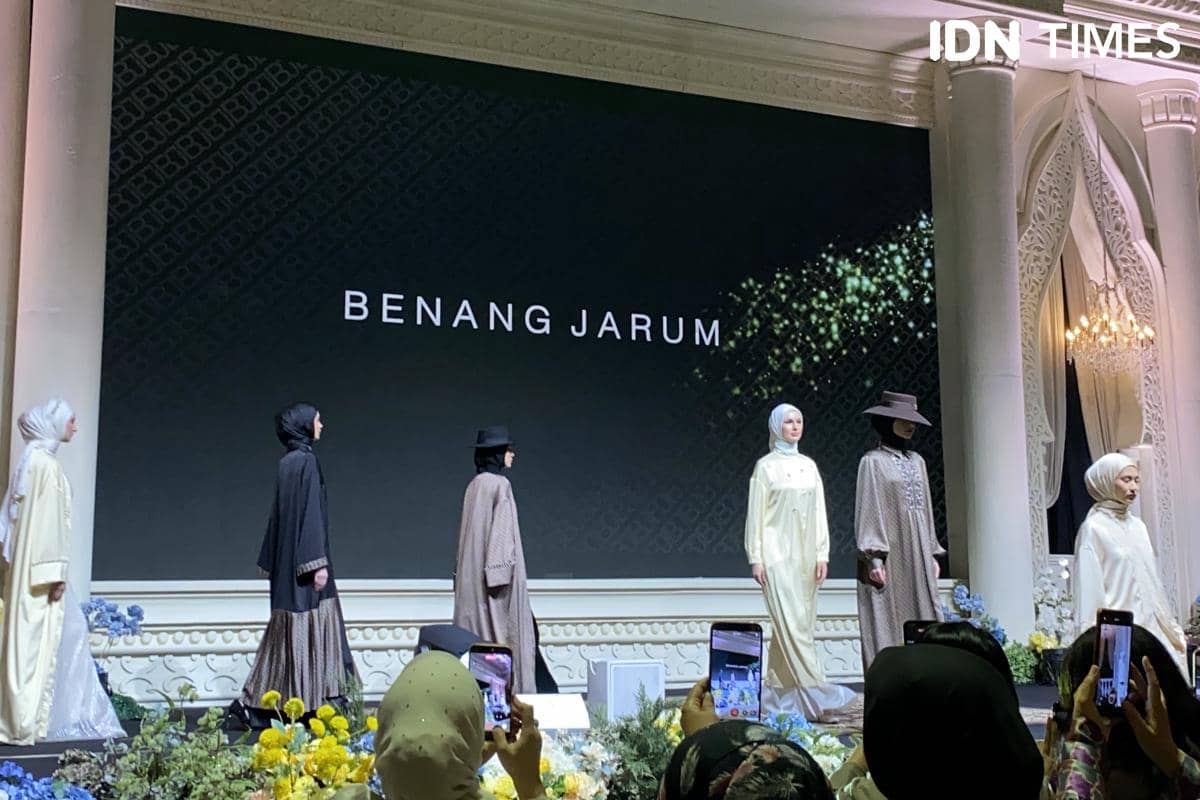 Variasi abaya dalam beragam gaya untuk inspirasi tampilan busana muslim yang anggun dan serbaguna.
