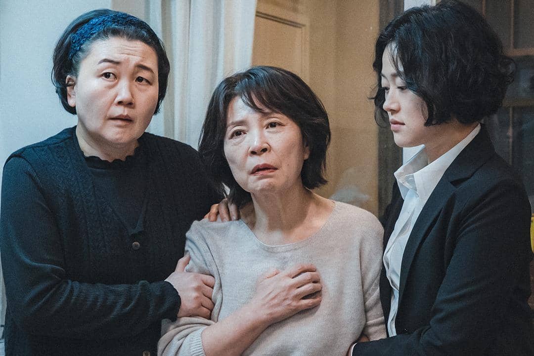 Lee Sun Hee, Cha Mi Kyung, Kim Youn Jeong di drama A Bona Fide Killer