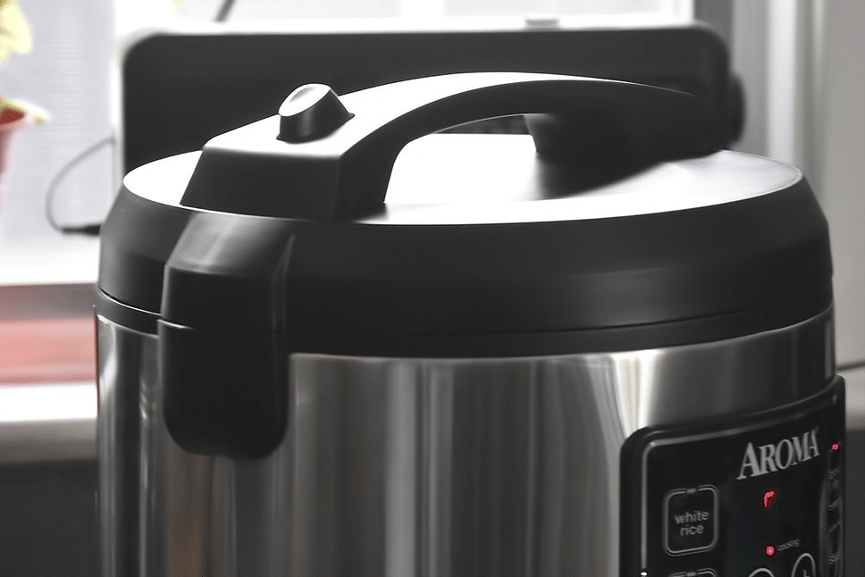 Apa yang terjadi jika rice cooker tidak dicabut