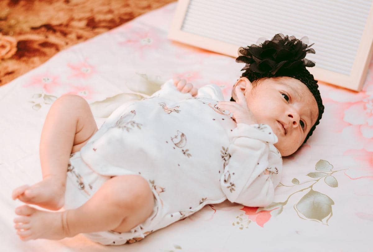 Ilustrasi baju bayi 