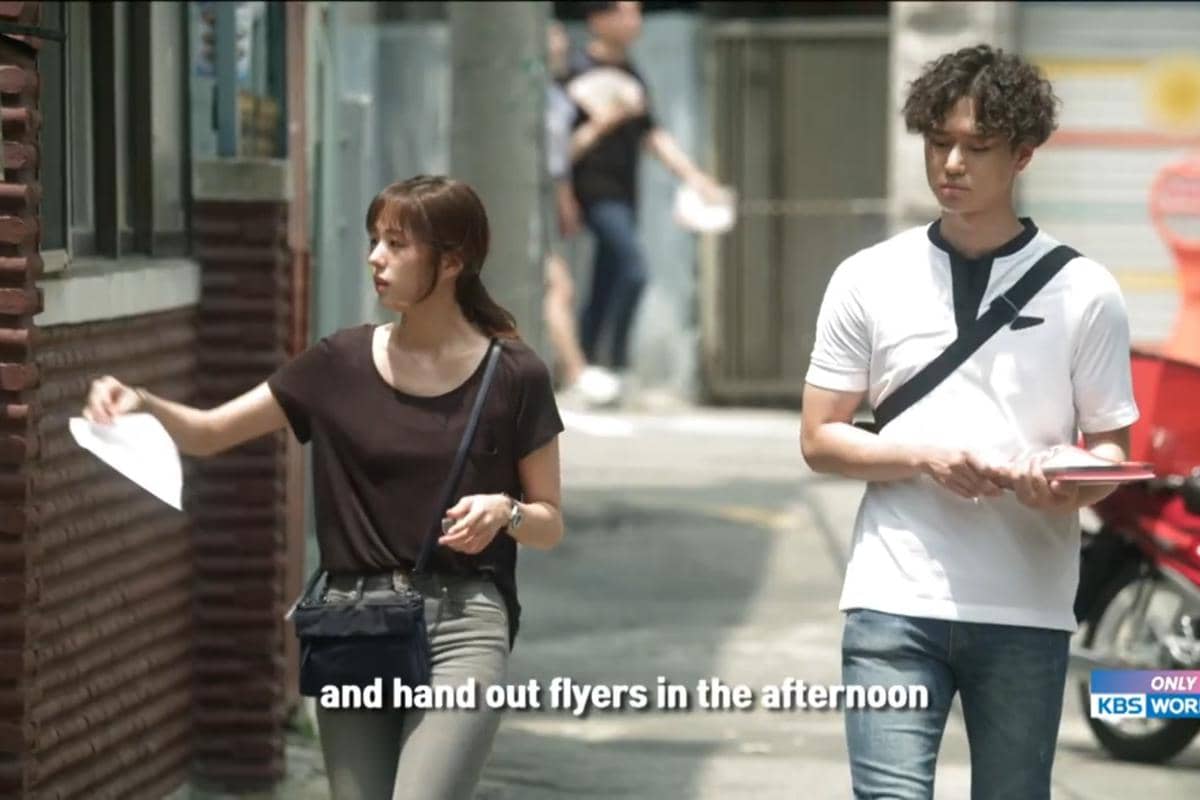 Chae Soo Bin dan Ko Kyoung Pyo di Strongest Deliveryman 