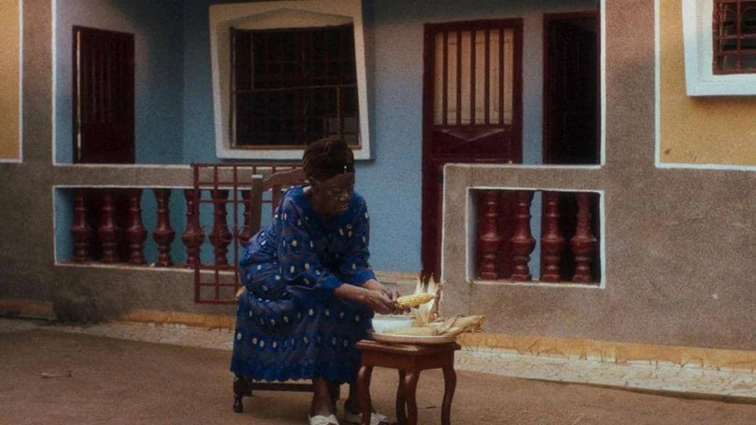 Tampilan House of the Wind, karya yang didokumentasikan oleh Horizons d'Afrique dan House of the Wind.