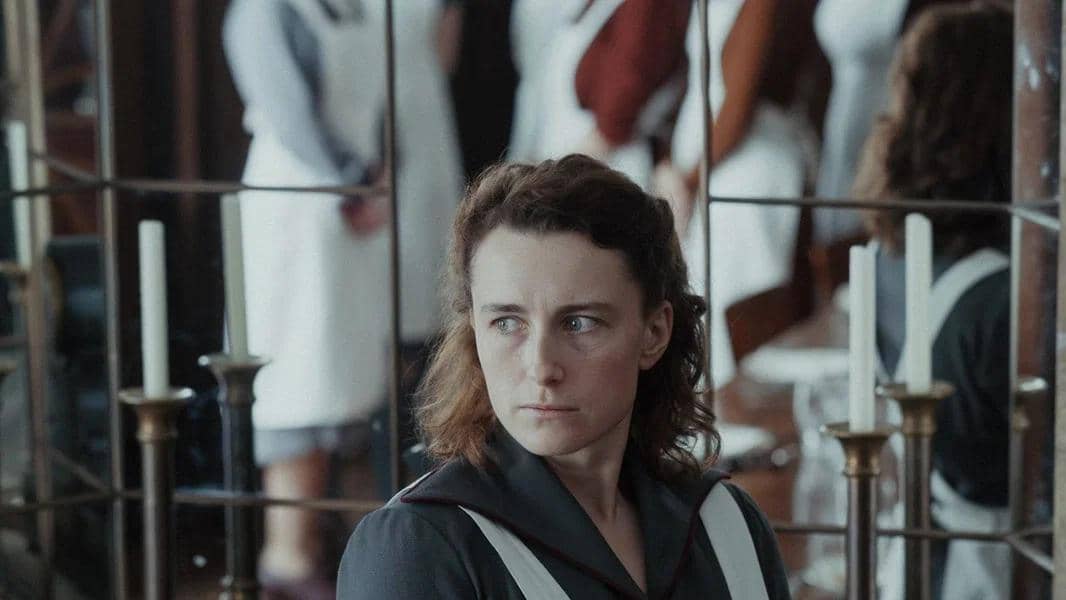 Dokumentasi resmi Nordisk Film untuk Woman Unknown yang menyertai artikel mengenai film tersebut di media.