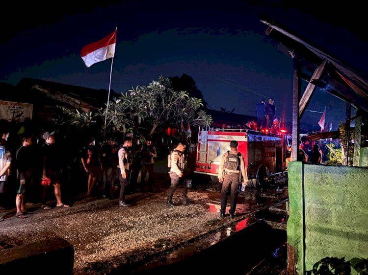 Terdengar Suara Ledakan, 9 Rumah Dinas TNI AD di Kupang Ludes Terbakar