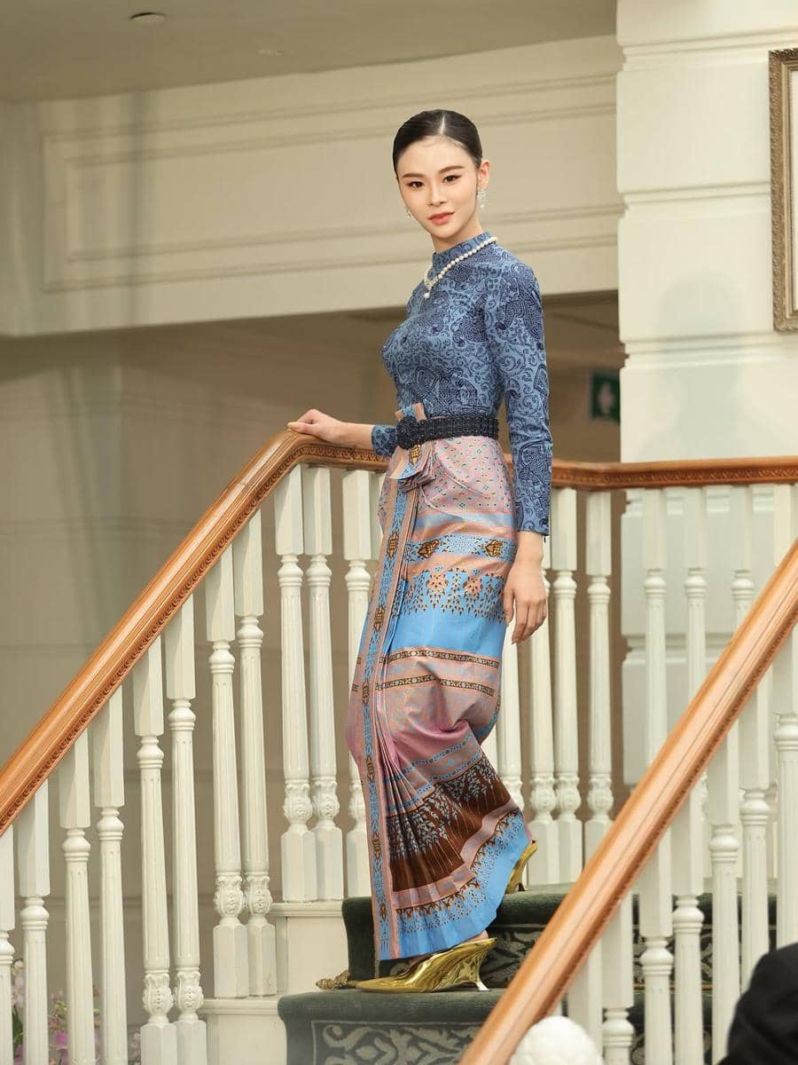 Potret Finalis Miss International Queen 2026 di Fashion Show Thai Dress
