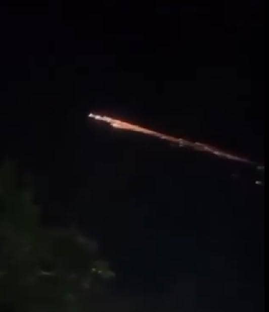 Viral, Dentuman Keras dan Kilatan Misterius di Langit Gorontalo