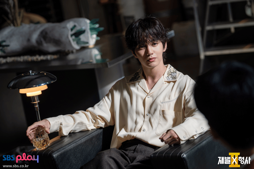 Yoo Seung Ho di drama Flex X Cop 2