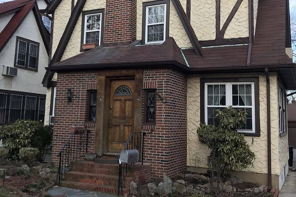 Usai Direnovasi, Rumah Masa Kecil Trump di New York Terjual Rp34 M