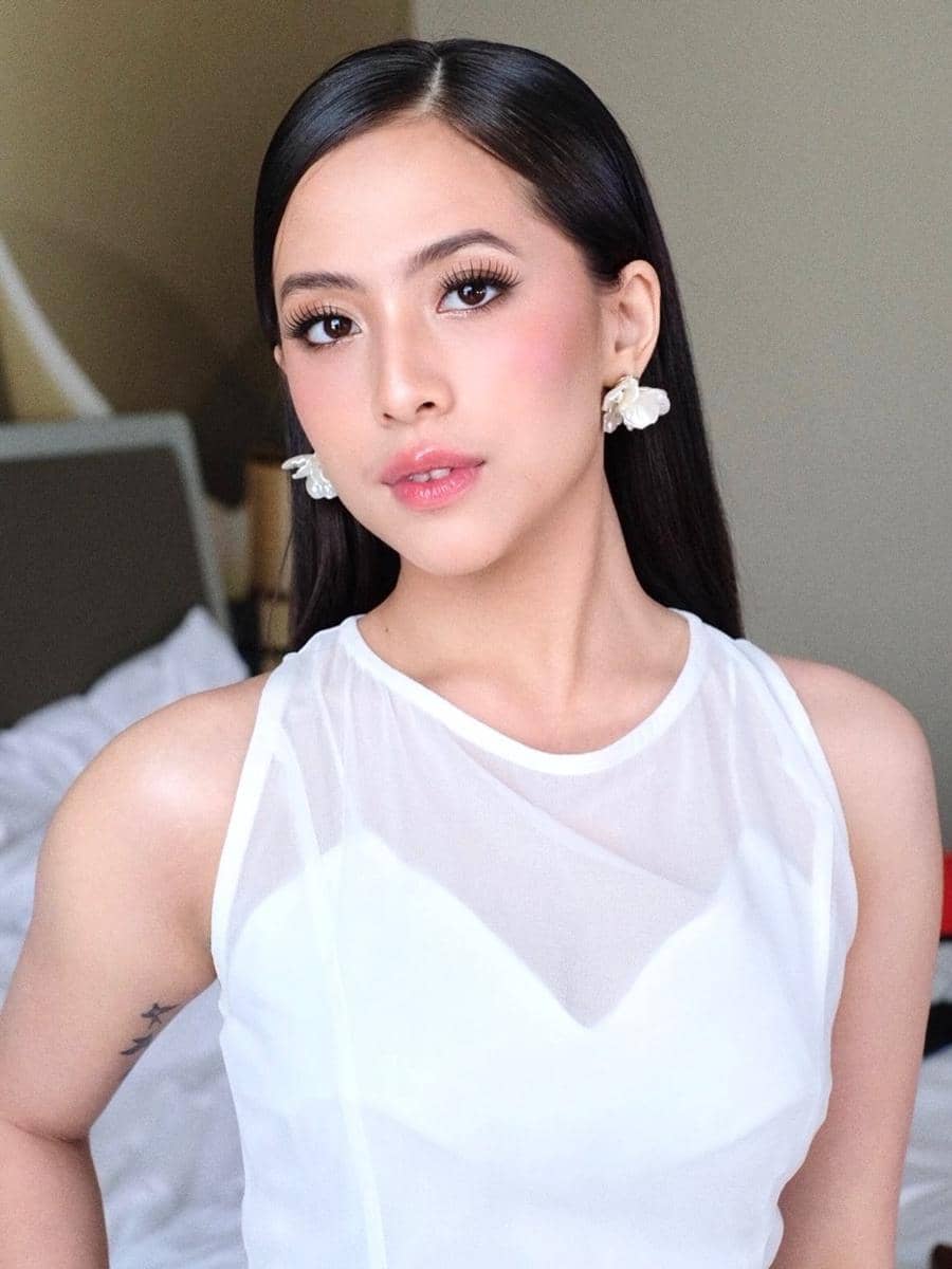 Adhisty Zara