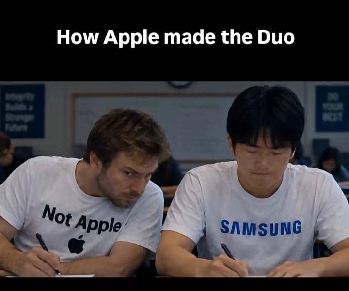 8 Meme iPhone vs. Samsung, Perang HP yang Bikin Konsumen Bingung