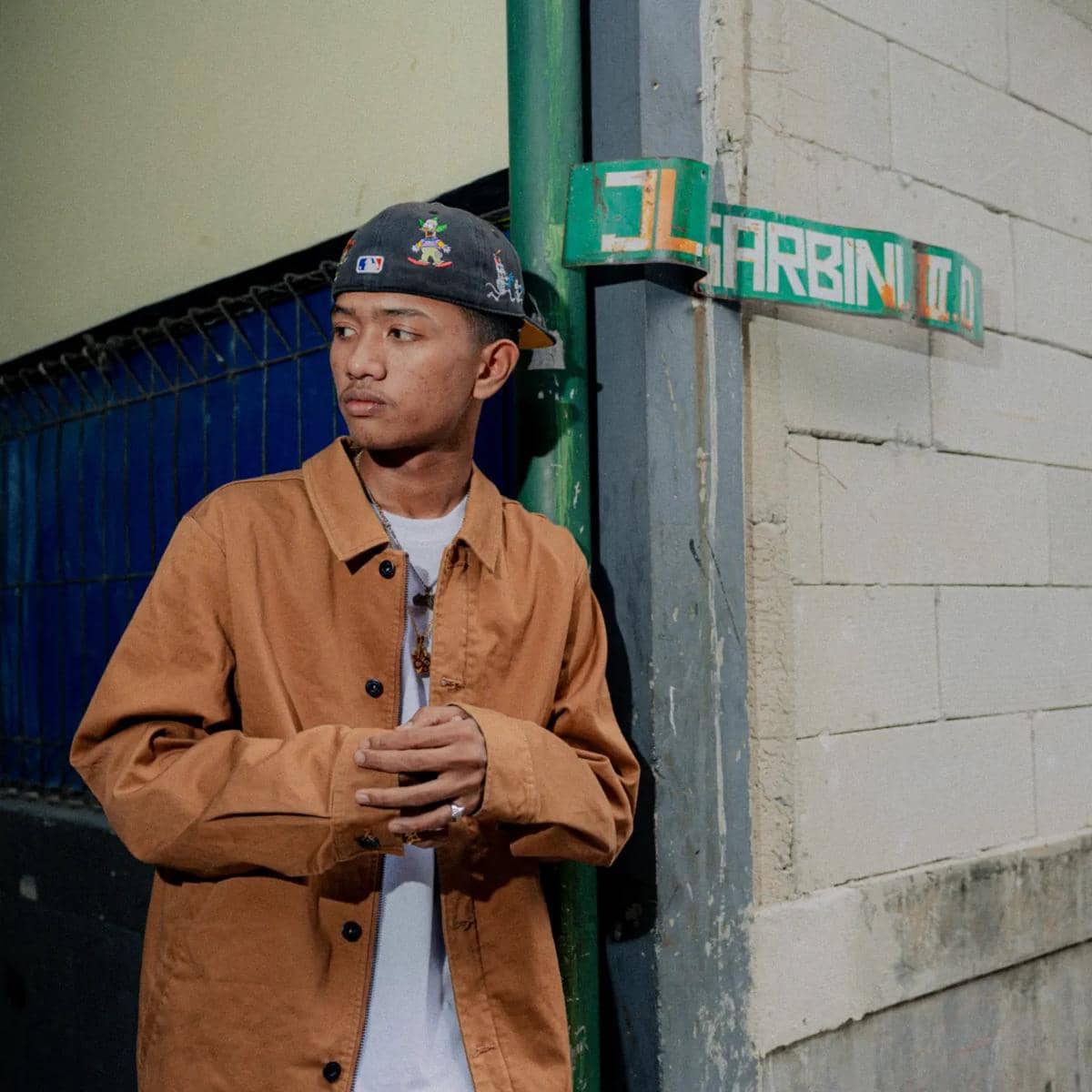 Potret Ageng Carlitos yang diunggah melalui akun Instagram @agengcarlitos sebagai sumber foto dalam artikel.