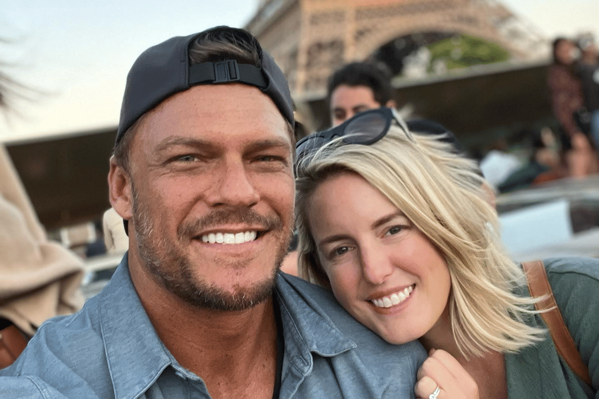 Perjalanan Cinta Alan Ritchson dan Istri, Cerai usai 20 Tahun Menikah