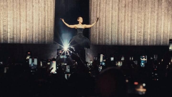 comeback Celine Dion di Paris (instagram.com/celinedion)
