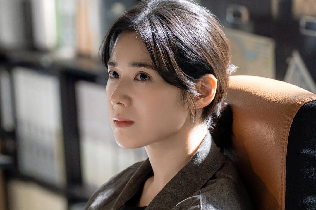 Still cut drama Korea Flex x Cop 2 yang diunggah melalui akun Instagram resmi SBS Drama.