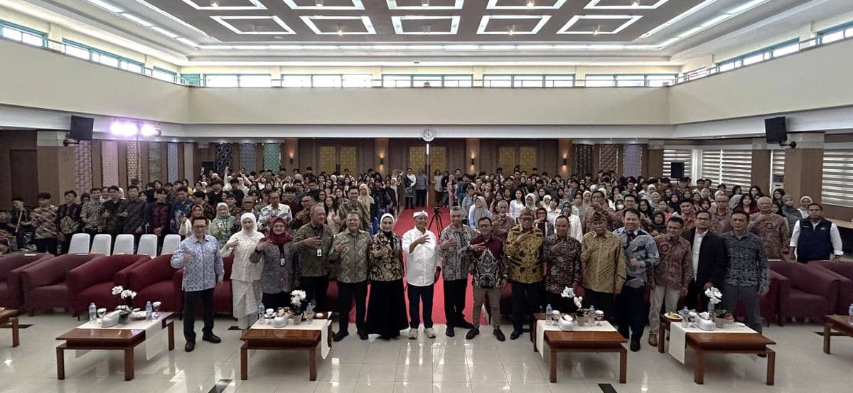 Dari Budaya Sunda hingga Ekonomi Digital, Bekal Mahasiswa Baru Ekuitas