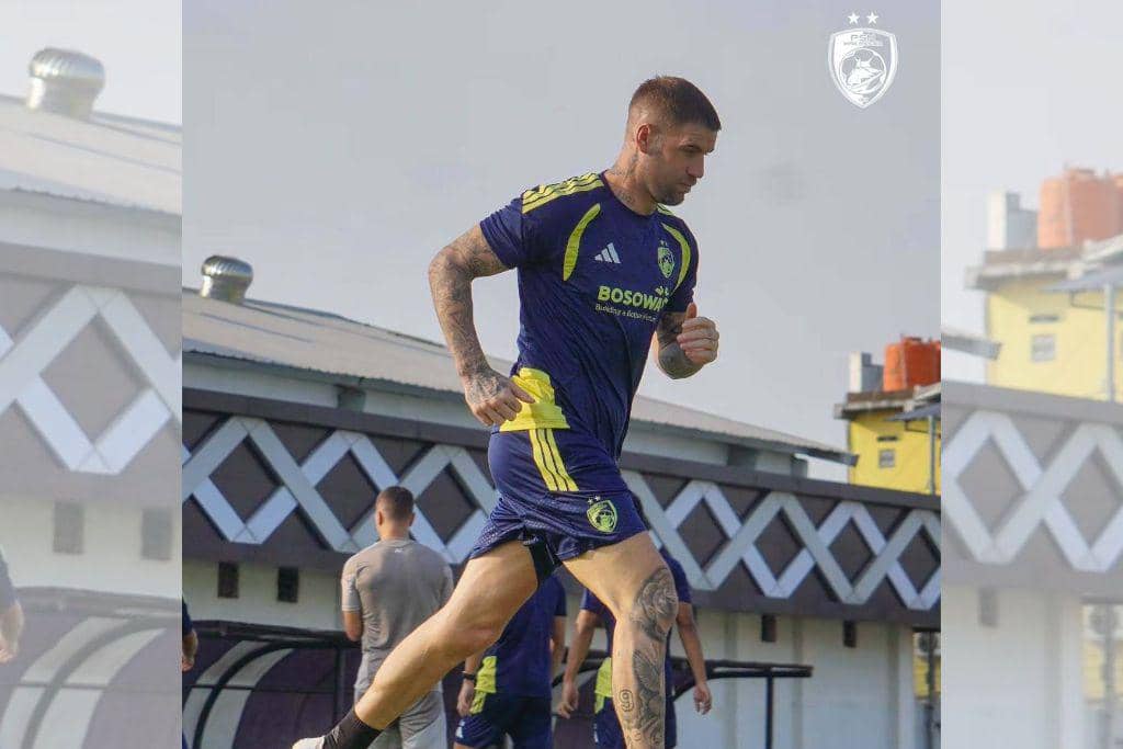 Striker PSM Makassar, Lars Veldwijk, dalam sesi latihan pada 9 September 2026.