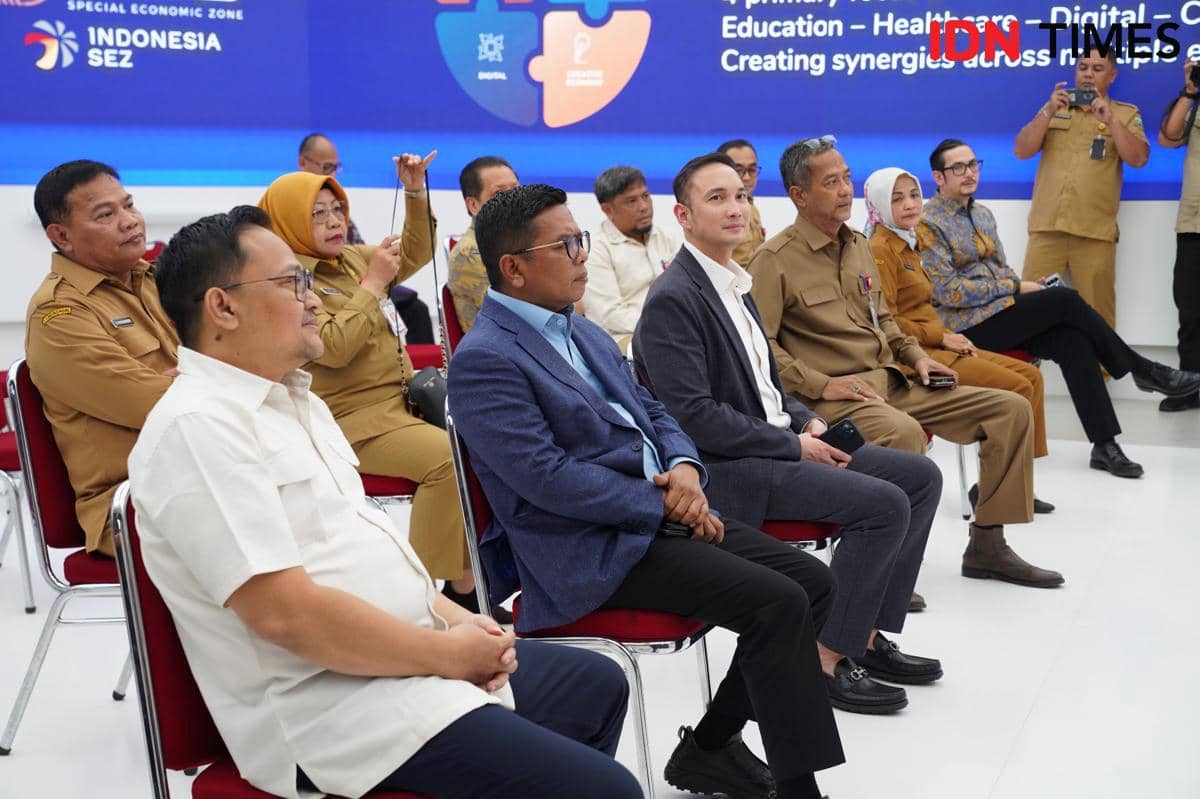 Gubernur Banten, Andra Soni memantau Kawasan Ekonomi Khusus Edukasi, Teknologi, dan Kesehatan Internasional (ETKI) Banten