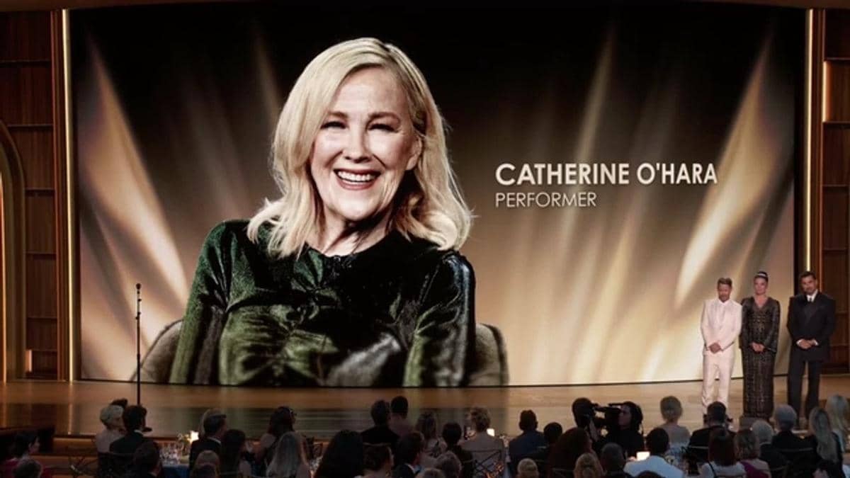 Tangkapan layar rangkaian momen memorable dalam ajang Emmy Awards 2026 dari kanal YouTube Television Academy.