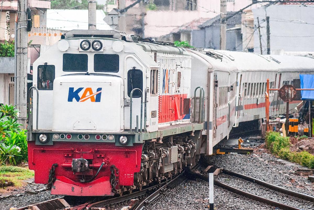 Commuter Line Merak