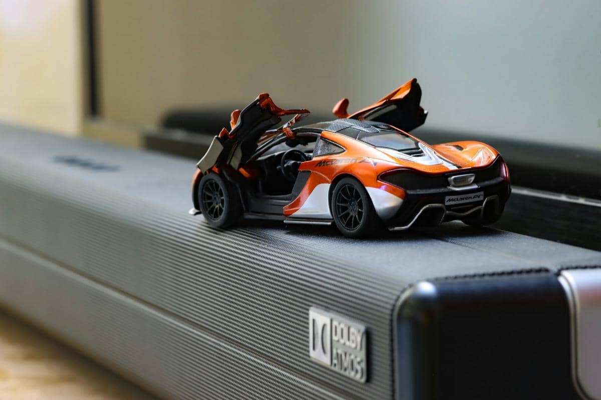 ilustrasi diecast