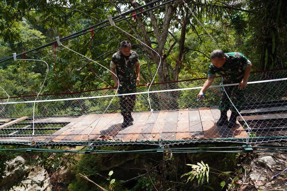 KSAD, Maruli Simanjuntak, Jembatan Gantung Pongpet
