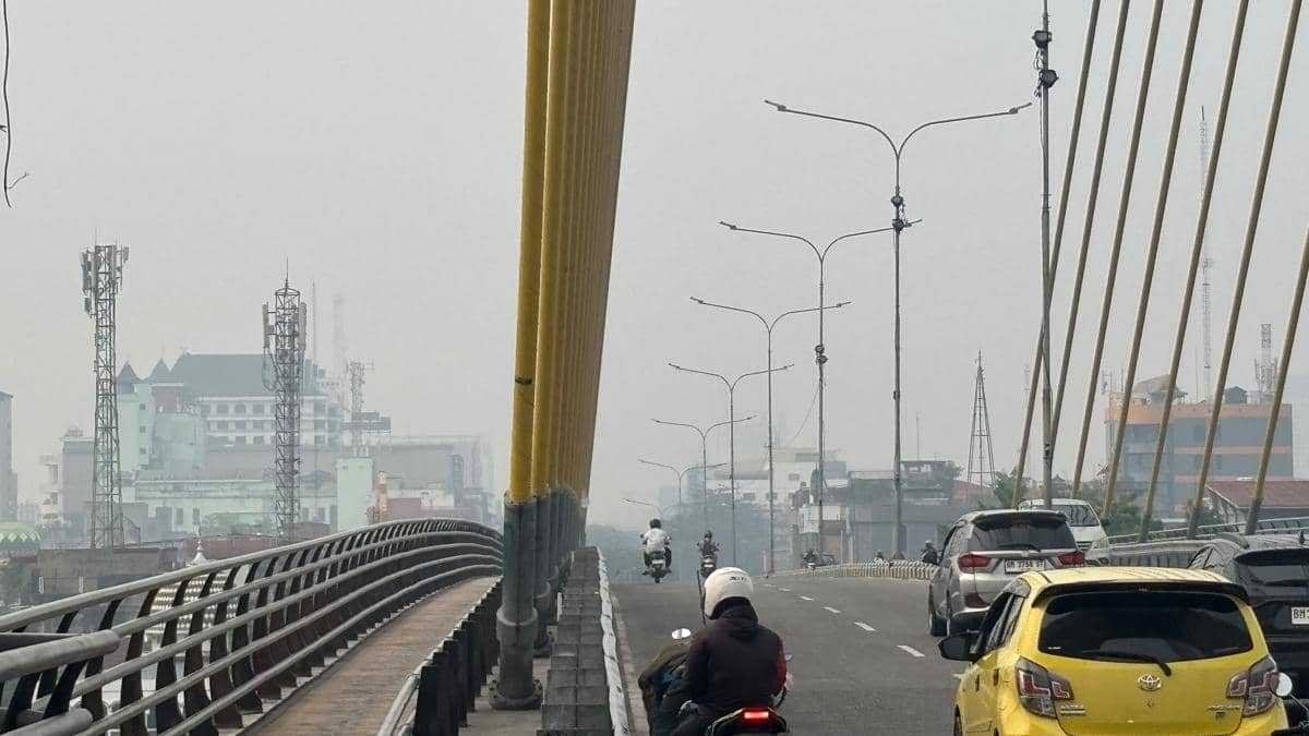 Kabut Asap Makin Pekat, TK SD SMP di Pekanbaru Belajar Daring Lagi