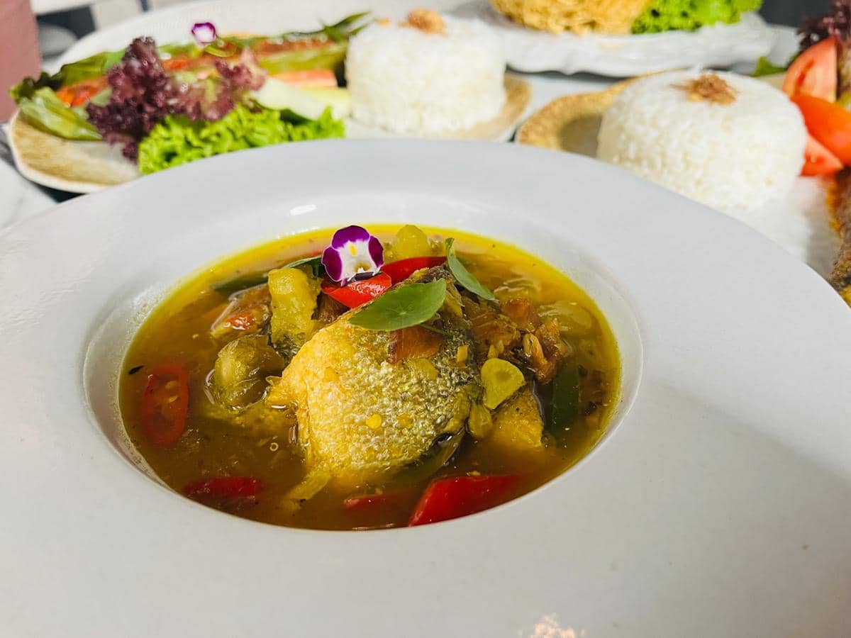 rez hotel, bandeng presto, menu bandeng