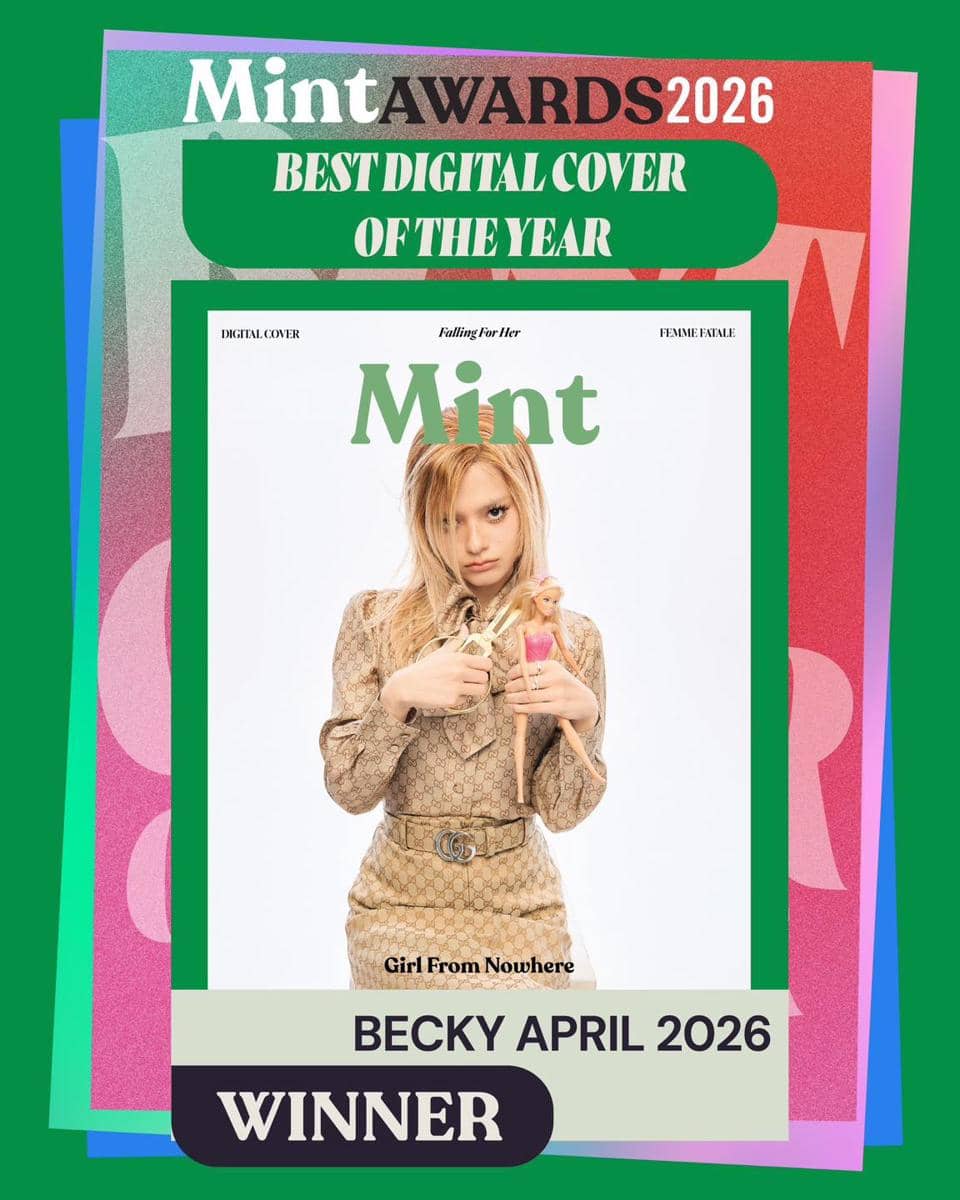 Becky Armstrong menang Best Digital Cover of The Year di Mint Awards 2026.