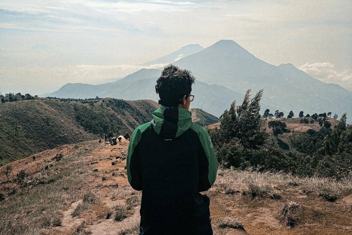 Berapa Lama Naik Gunung Prau Via Wates? Ini Estimasi Waktunya