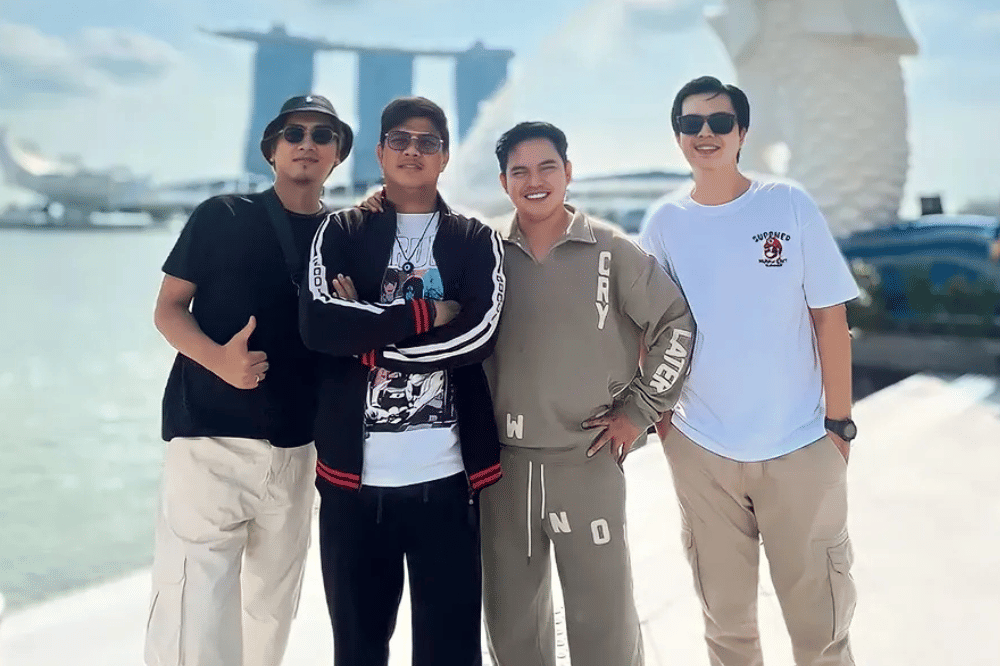 Potret salah satu personel Kangen Band dalam unggahan akun Instagram dodhyofficial, tampil menghadap kamera.