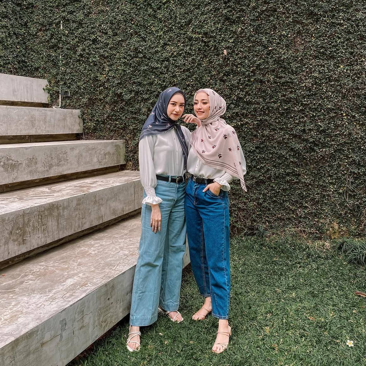 Outfit Material Silk ala Mega Iskanti