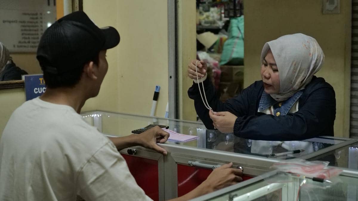 Dedikasi Mantri yang Lindungi 380 UMKM dari Jerat Rentenir