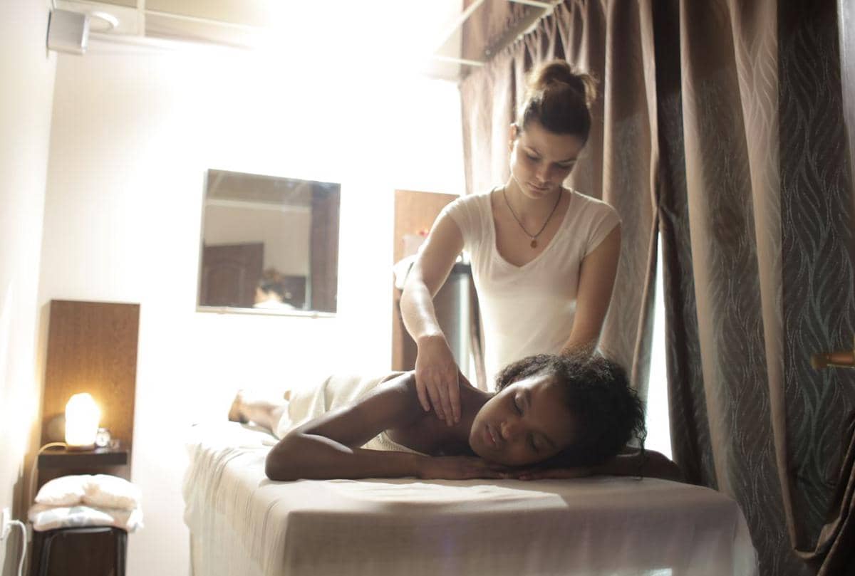 pijat panggilan