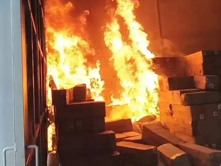 Kebakaran dekat Bandara Soetta