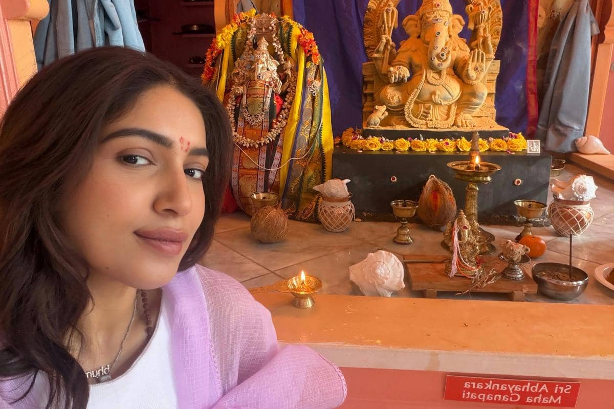 Bhumi Pednekar Rayakan Festival Ganesh Chaturthi di New York