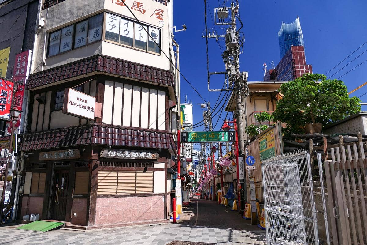 ilustrasi Omoide Yokocho