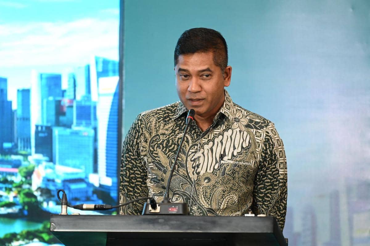 Potret Datuk Bernard Francis, Group CEO TransNusa, dalam dokumentasi resmi yang disediakan perusahaan.