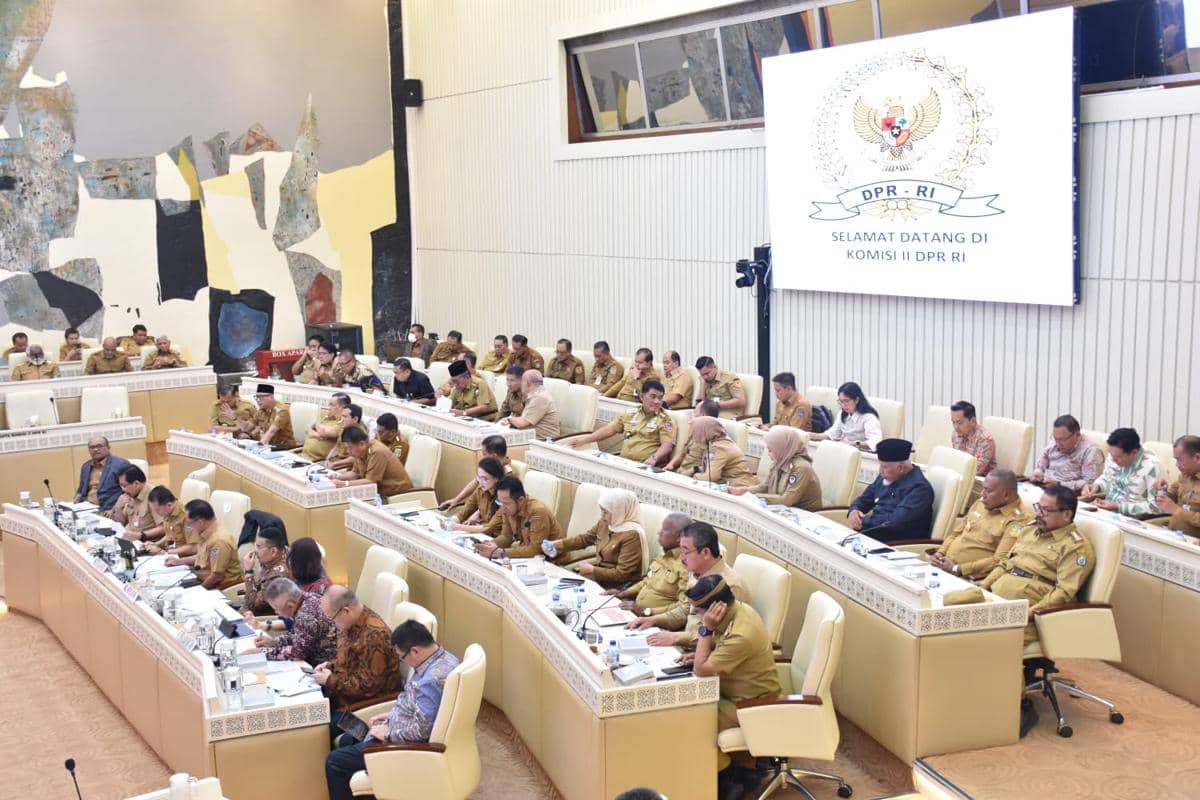 Rapat DPR, Gubernur Mirza Curhat Persolaan Sengketa Agraria di Lampung