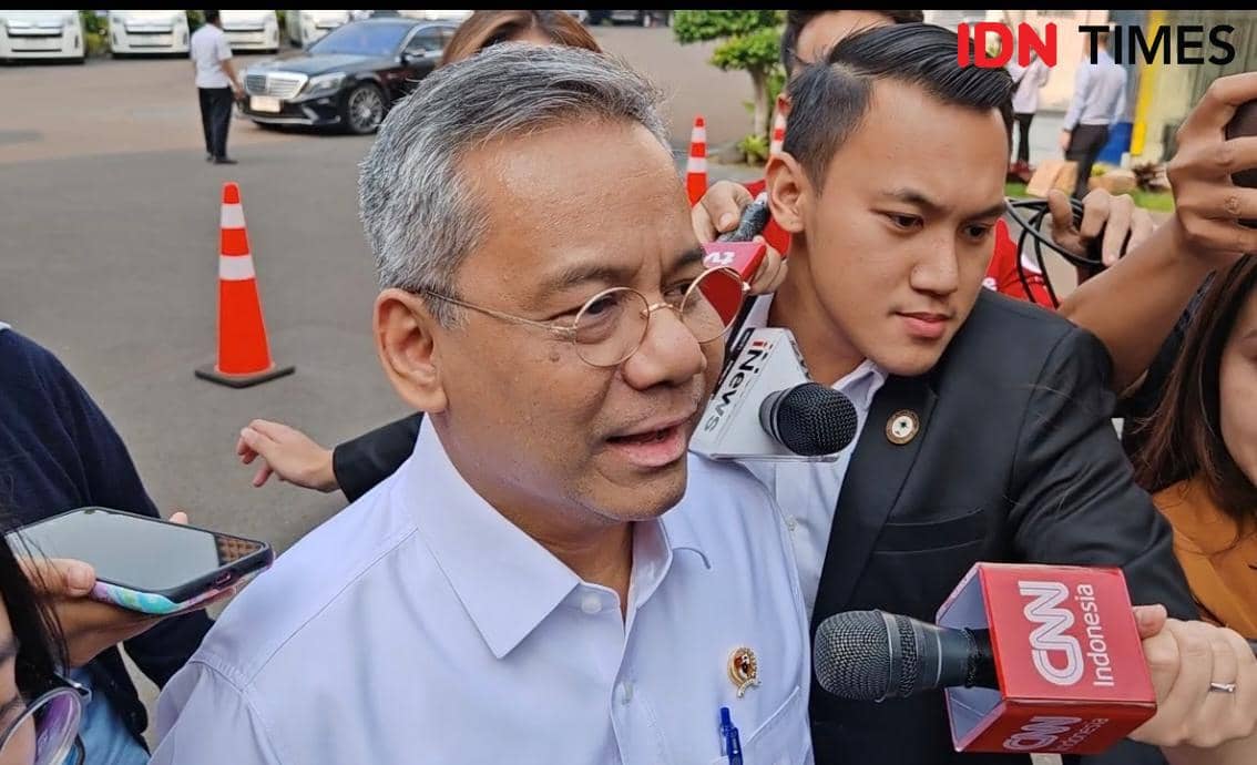 Senyum Merekah Suahasil di Rapat Pertama di Istana Usai Jadi Menkeu