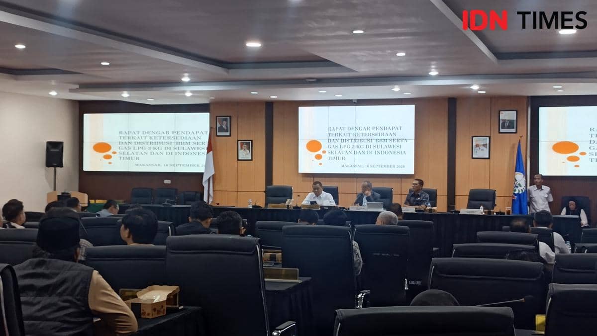 Antrean Panjang di SPBU, Konsumsi Solar Sulsel Over Kuota 10 Persen