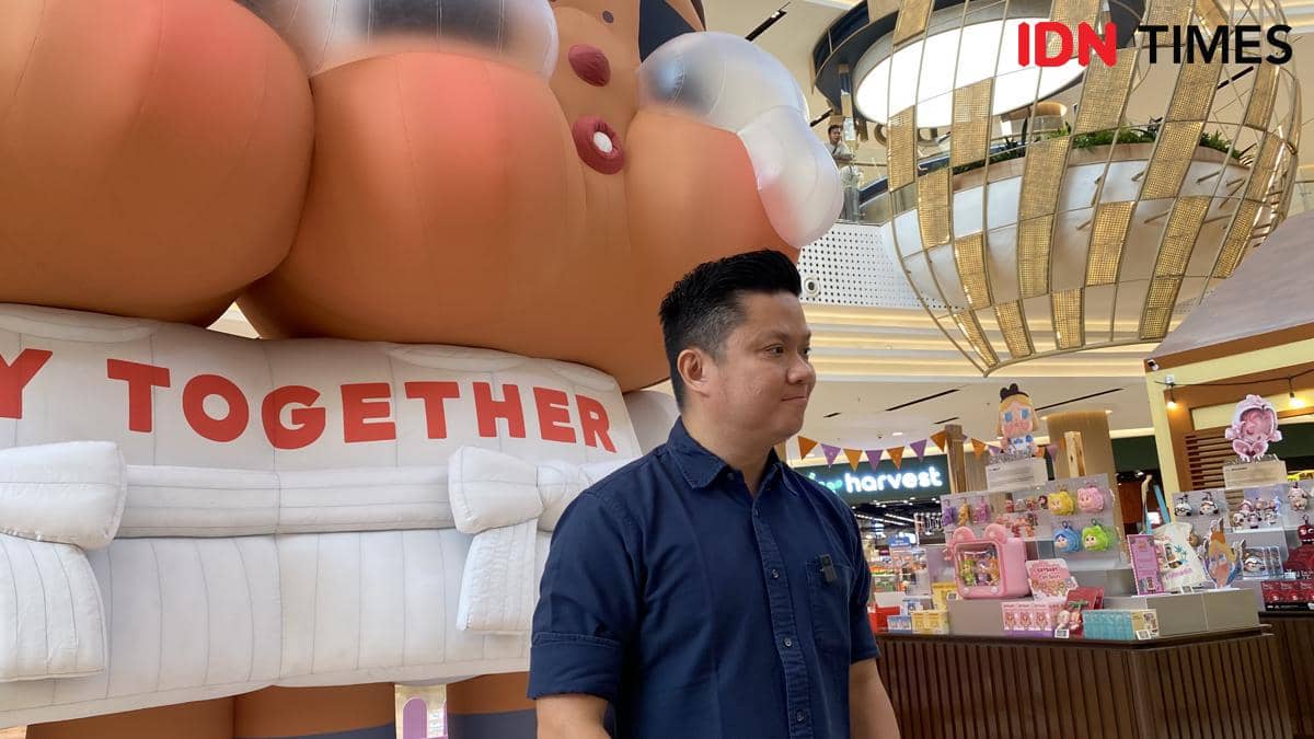 Potret Johan Sebastian, Country Head POP MART Indonesia, dalam acara yang didokumentasikan IDN Times.