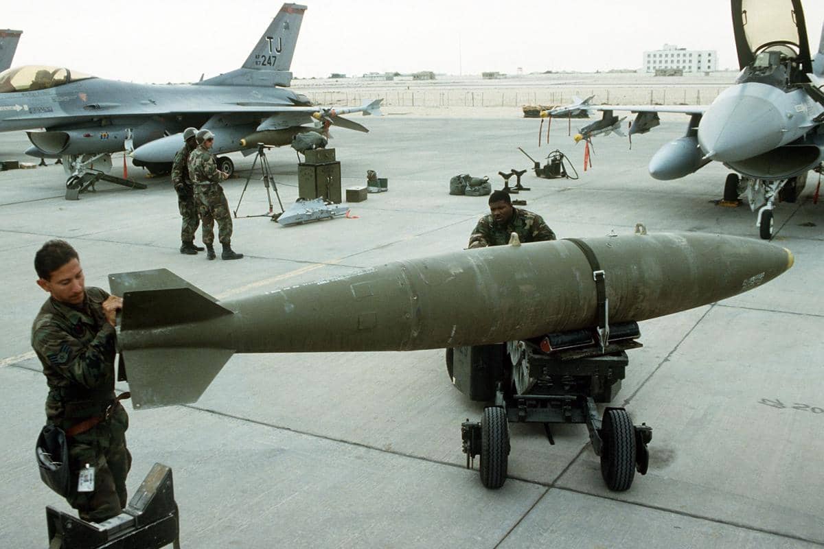 bom MK-84 milik AS