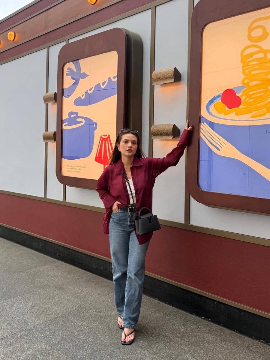 referensi outfit ke kantor ala Marsha Aruan
