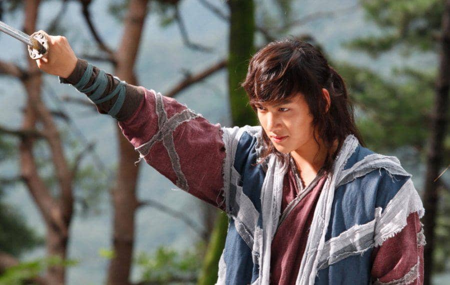 Cuplikan adegan dari serial drama Warrior Baek Dong Soo, produksi SBS, dalam materi promosi drama tersebut.
