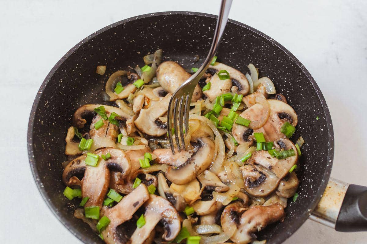 Resep Jamur Champignon Saus Tiram, Praktis dan Gurih