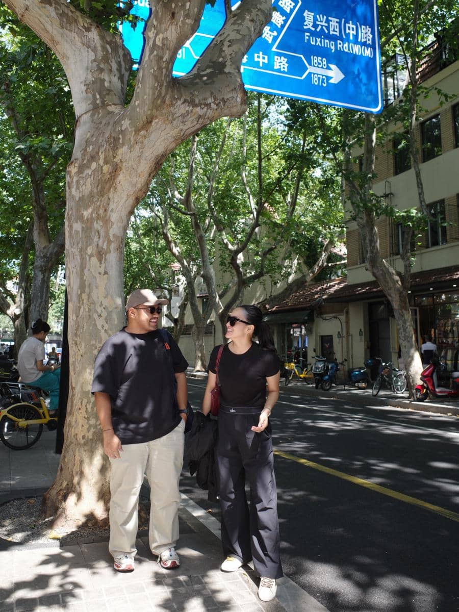 Ririn Ekawati jalan-jalan di Kota Shanghai