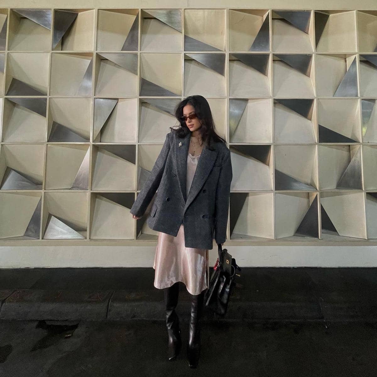 Potret Eva Celia yang dibagikan melalui akun Instagram pribadinya, @evacelia, sebagaimana tercantum pada keterangan.