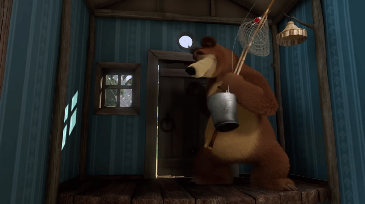 potret Bear bersiap pergi memancing