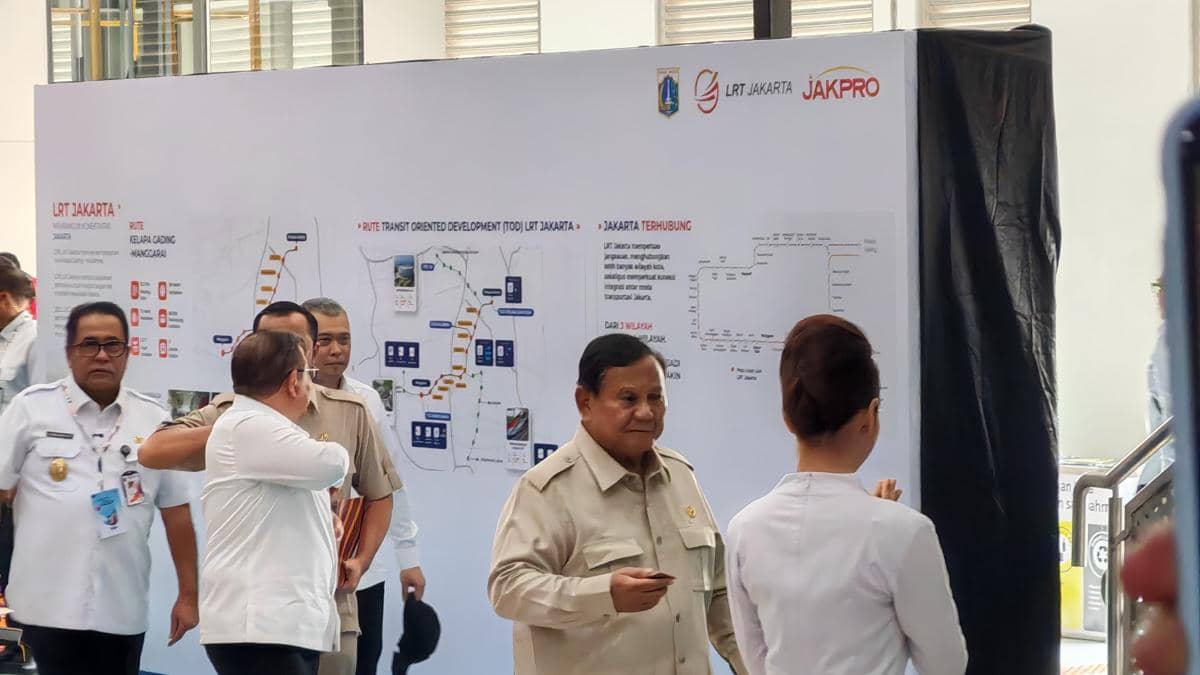 Presiden Prabowo Subianto mencoba menggunakan moda LRT Jakarta dari Kelapa Gading-Manggarai, pada Rabu (16/9/2026).