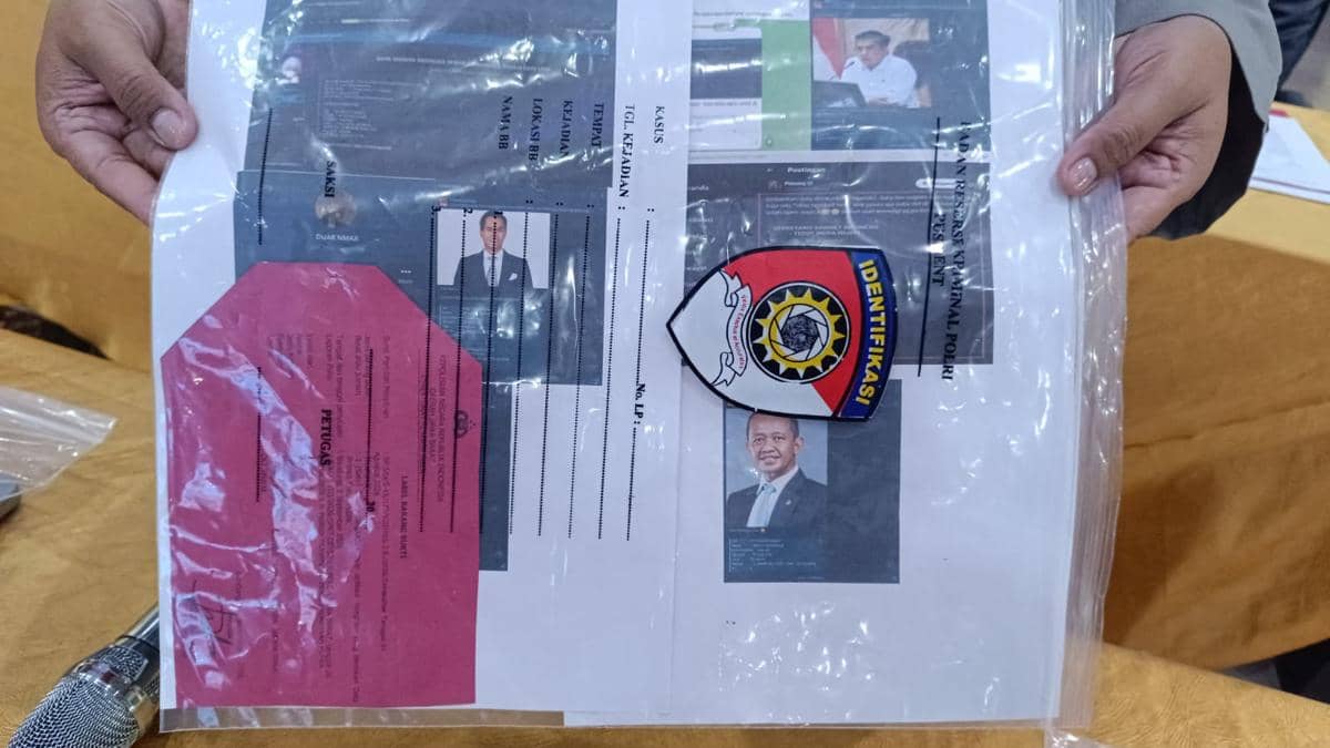 Polda Jabar Tangkap Pemuda Penjual Data Pribadi Pejabat RI Rp1 Juta